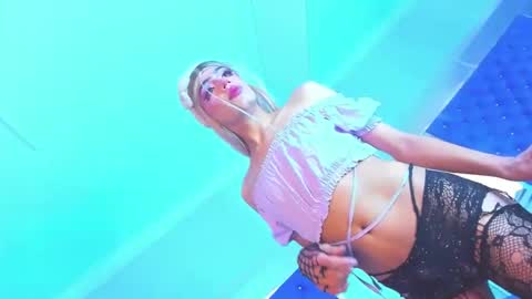 mia_collins09 online show from 04/08/26, 05:46