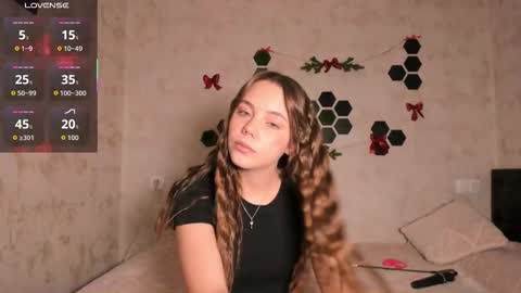 Mia  next stream Thursday 1400 UTC1 Friday 1400 UTC1 online show from 01/11/26, 02:11