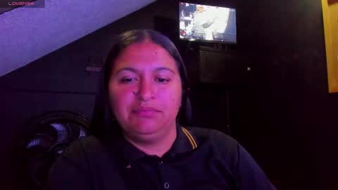 Mia daniela  online show from 10/22/25, 02:23