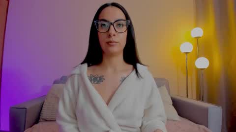 Sarah Luna online show from 03/01/26, 01:24