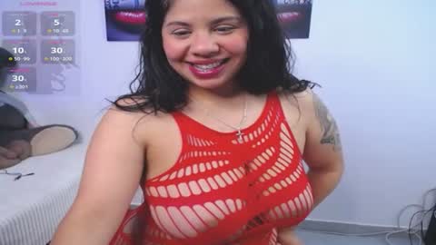 Snapshot of mia_downson chatting on 07/17/26, 10:55 Mia online show from 07/17/26, 10:55
