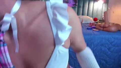 Mia Elieth online show from 05/20/26, 04:07