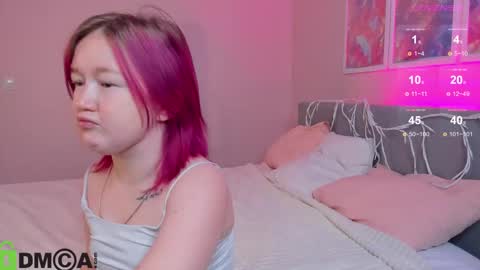 Mia online show from 09/16/25, 03:07