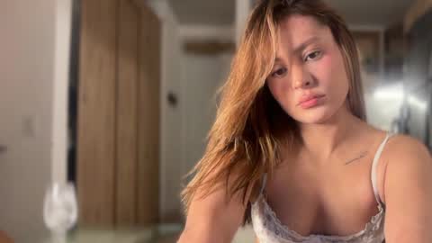 mia_ferrer777 online show from 04/03/26, 12:08