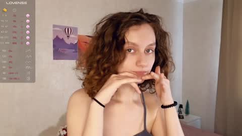 Mia  online show from 02/07/25, 09:37