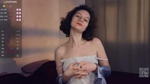 Mia  online show from 03/09/25, 12:53