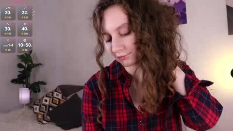 Mia  online show from 05/16/26, 10:47