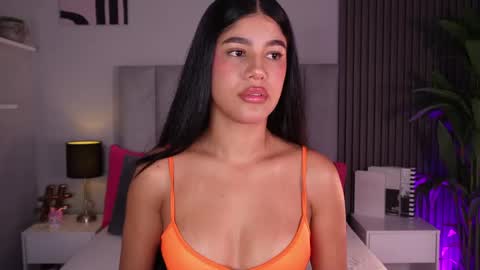 Mia  online show from 04/16/26, 12:50