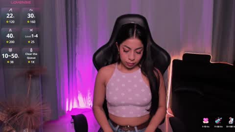 Mia online show from 01/03/25, 01:14