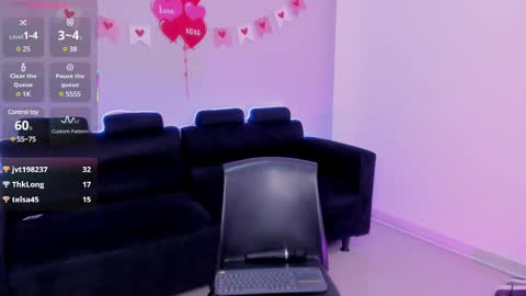 Mia online show from 02/23/25, 03:40