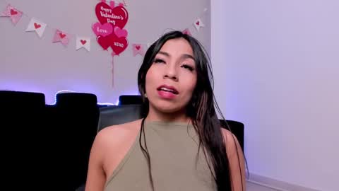 Mia online show from 03/02/25, 03:37