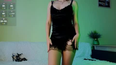 Mia  online show from 04/19/26, 04:39