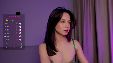 Mia online show from 10/26/25, 04:13