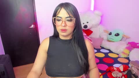 Snapshot of mia_j51 chatting on 01/11/25, 10:29 Mia J Abbey online show from 01/11/25, 10:29