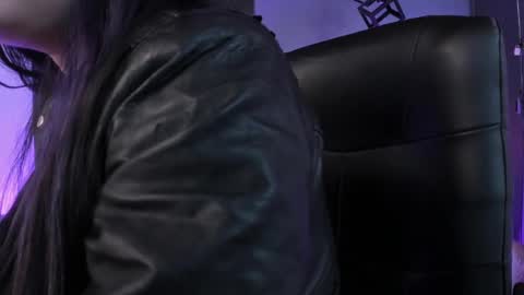 Val  online show from 12/12/24, 08:21