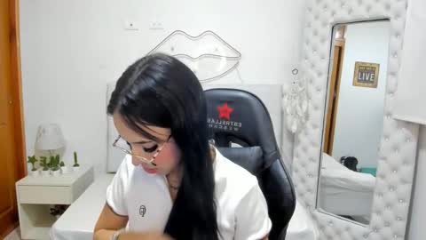    online show from 01/03/25, 01:47