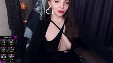 Snapshot of mia_joy8 chatting on 09/23/25, 10:24 MiaJoy online show from 09/23/25, 10:24