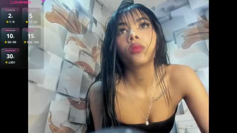 Snapshot of mia_kalife chatting on 06/23/26, 12:25 M I A online show from 06/23/26, 12:25