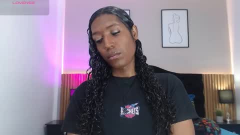 Mia online show from 02/13/26, 05:42