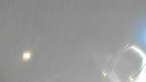 Mia online show from 11/04/25, 02:43