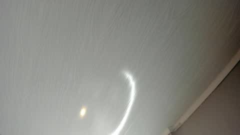 Mia online show from 04/07/26, 02:23