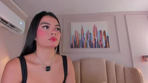 Mia online show from 05/17/26, 05:05