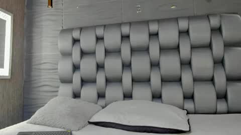 mia_kleim1 online show from 02/05/26, 06:12