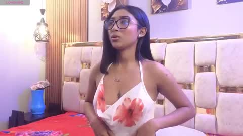 Mia.  online show from 05/05/26, 10:56