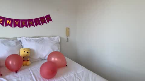 Snapshot of mia_lehn chatting on 01/19/26, 01:26 MIA online show from 01/19/26, 01:26