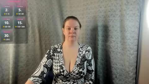 mia_lores online show from 02/17/26, 10:01