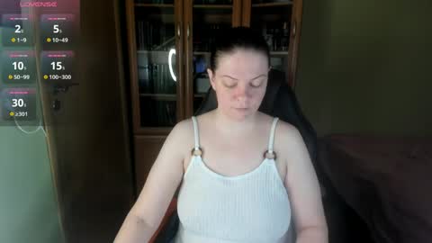 mia_lores online show from 04/19/26, 09:08
