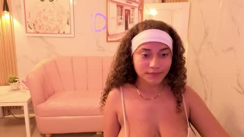 mia love a online show from 04/10/26, 08:35