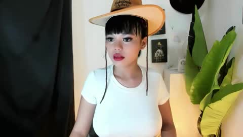 M I A online show from 06/07/26, 04:16
