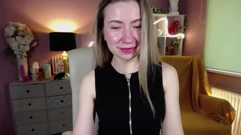 Mia online show from 02/09/25, 11:14