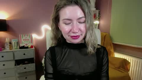 Mia online show from 02/25/25, 06:31