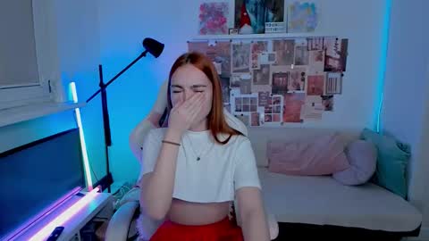 Mia online show from 02/07/26, 02:15