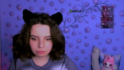 mia_mooon_ online show from 04/11/26, 08:51