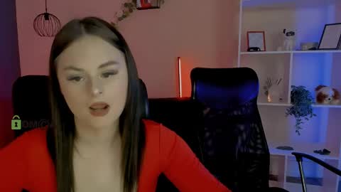 mia_mooon_ online show from 05/03/26, 08:53