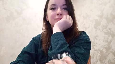 Mia online show from 11/08/25, 09:31