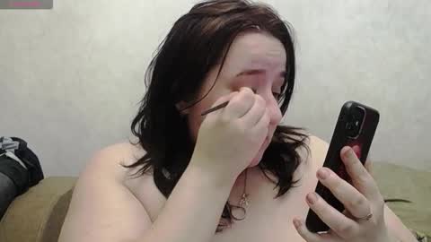 mia_muv online show from 02/08/26, 10:18