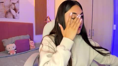 Mia Nevaeh - follow me online show from 10/24/25, 09:55