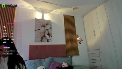 Mia Nevaeh - follow me online show from 06/20/26, 08:11