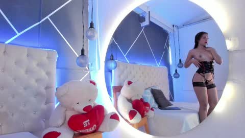 mia_oconner online show from 12/06/24, 04:28