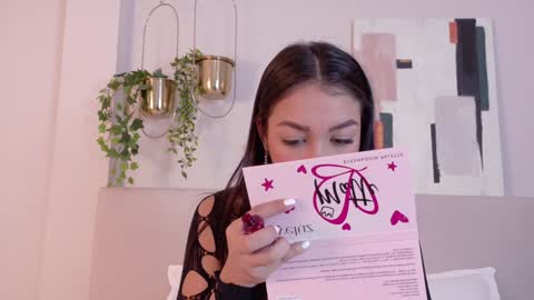 mia_oconner online show from 01/07/25, 01:03