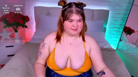 Snapshot of mia_of_your_dreams chatting on 05/04/26, 05:42 Sweet Mia online show from 05/04/26, 05:42