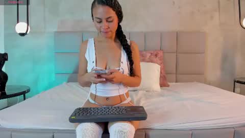 Snapshot of mia_phalmerr chatting on 06/09/26, 12:28 Mia Phalmer online show from 06/09/26, 12:28