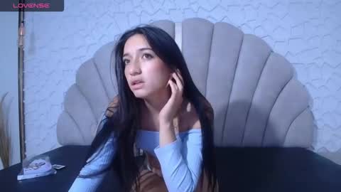 mia_prince_ online show from 01/08/26, 05:59