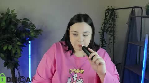 Mia online show from 02/16/26, 11:12