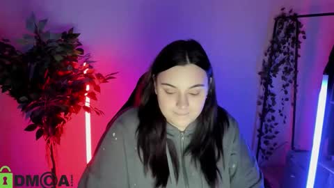 Mia online show from 02/20/26, 11:05