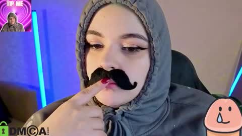 Mia online show from 03/08/26, 02:04